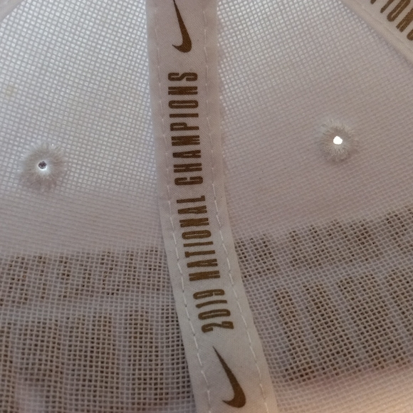 H-16 Nike Ball cap - Picture 7 of 9